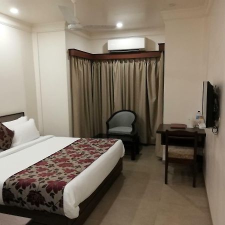 Hotel Ashish International Bhilai Eksteriør bilde