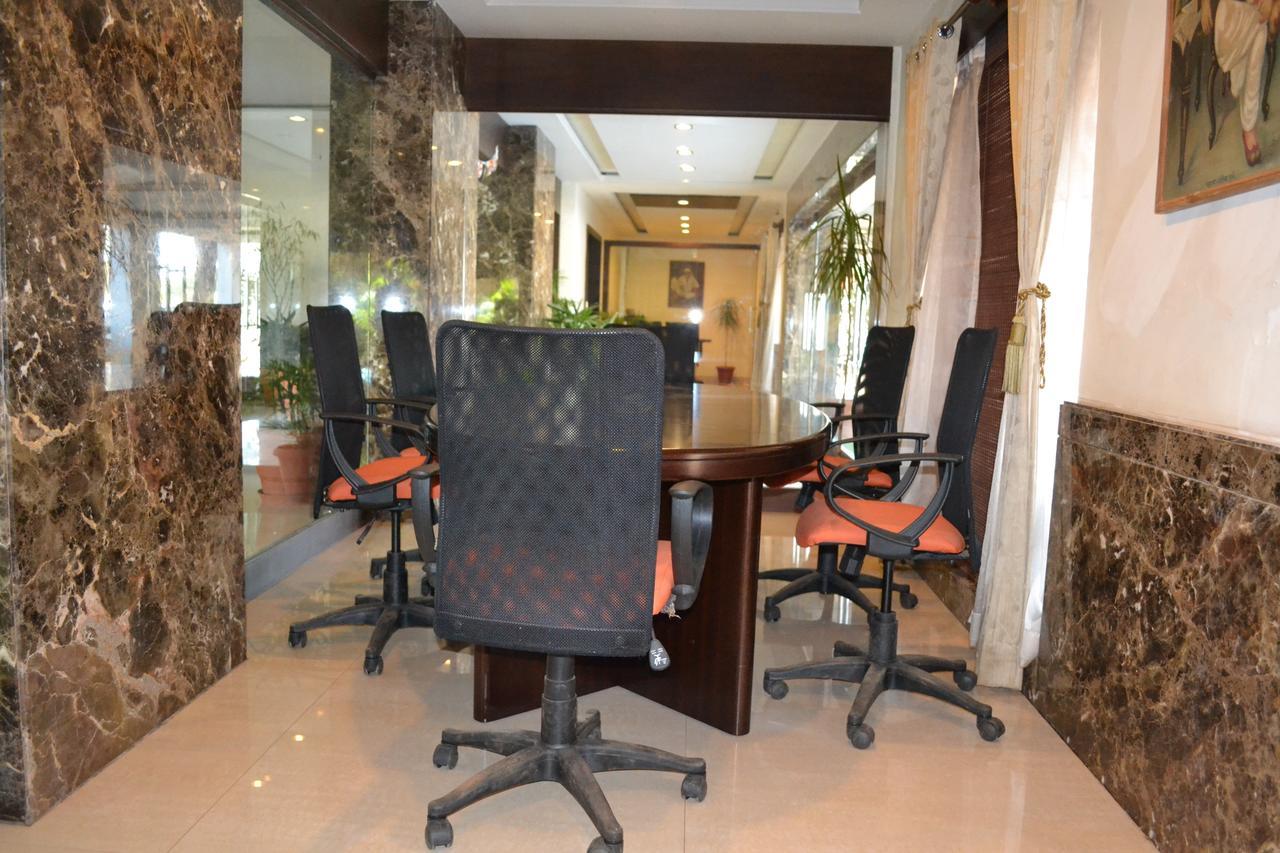 Hotel Ashish International Bhilai Eksteriør bilde